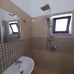 Quarto em Acomodações Particulares F&m *