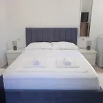 Quarto em Acomodações Particulares F&m *