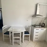 F&m Quarto em Acomodações Particulares