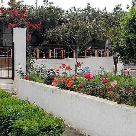 F&m Δωμάτια σε οικογενειακή κατοικία *
