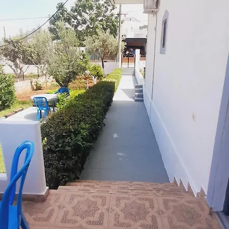 F&m Δωμάτια σε οικογενειακή κατοικία Εξαμίλιο