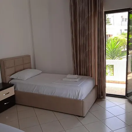 Habitación en casa particular F&m *