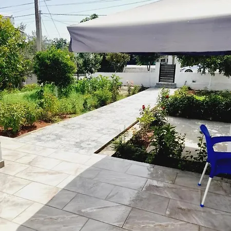 F&m Séjour chez l'habitant Ksamil